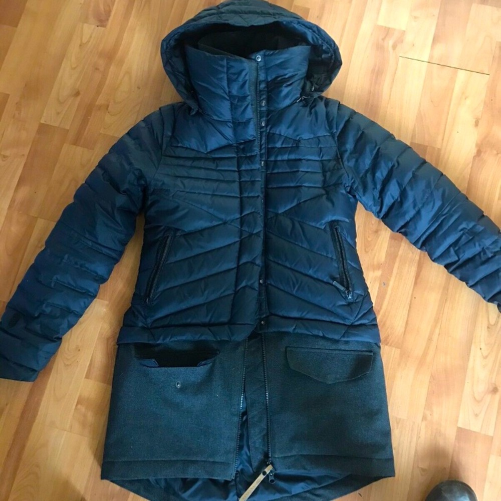 Winter Indygena small